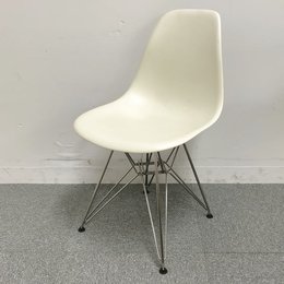 HermanMiller(ハーマンミラー)　イームズサイドシェルチェア　DSR　エッフェルベース　　ホワイト【デザイナーズ家具】【ミッドセンチュリー】