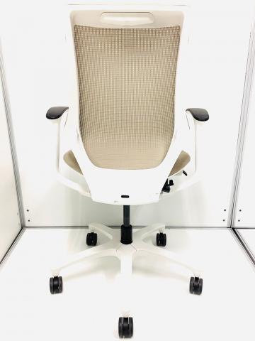 【中古】バロン  オカムラ（okamura） 肘付ハイバックチェア