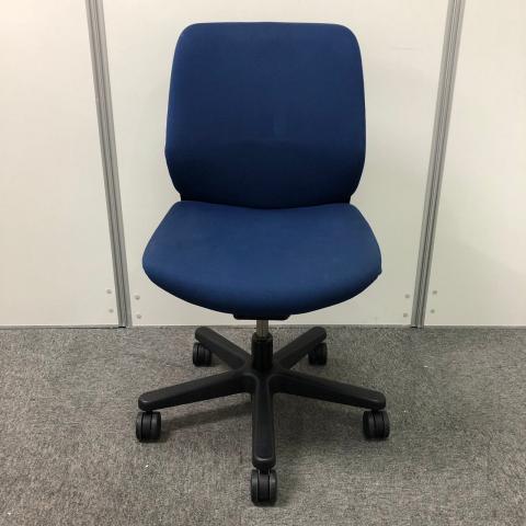 【中古】CX ｓｓｓ オカムラ（okamura） 肘無ローバックチェア