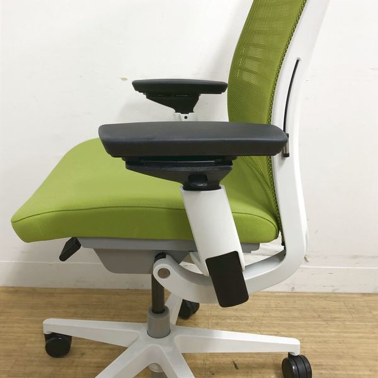 aaaaa
                        SX
                                    中古
            