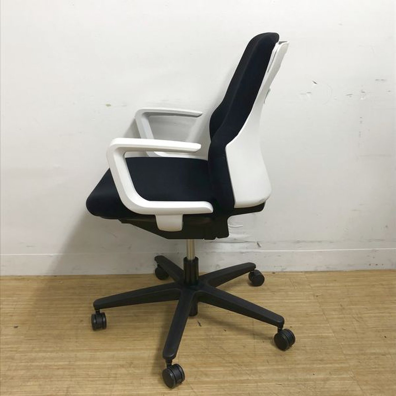 とっても快適
                        CG-E
                                    中古
            