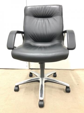【中古】レッツB  Steelcase（スチールケース） 肘付ハイバックチェア