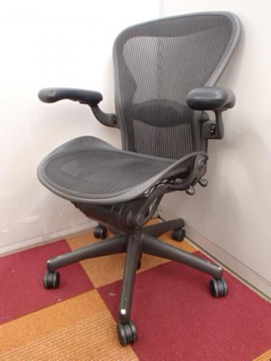 中古｜アーロンチェア（Aaron-Chair）｜フルオプション｜可動肘｜ブラウン色｜1脚限定【高級チェア】【OAチェア】
                        アーロンチェア
                                    中古
            